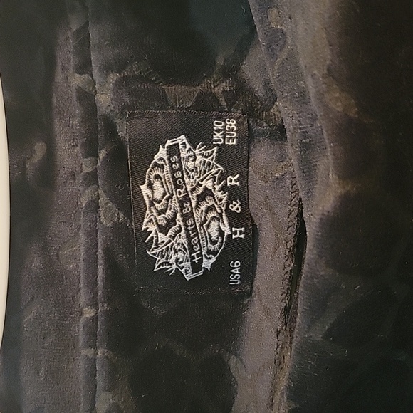 Black Velvet Flocked Tea Dress - Picture 3 of 7